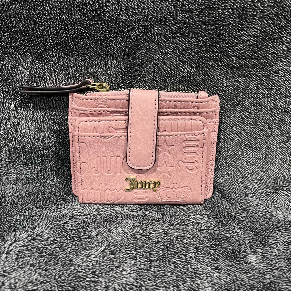 Juicy Couture Off The Chain Tab Card Case Zip Snap Wallet  - Blush